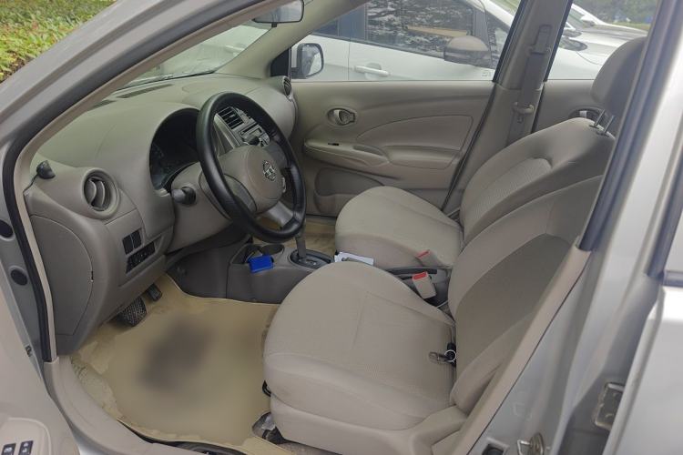 Used Nissan Sunny 2011 1.5XE CVT Comfort Edition Left Front Seat