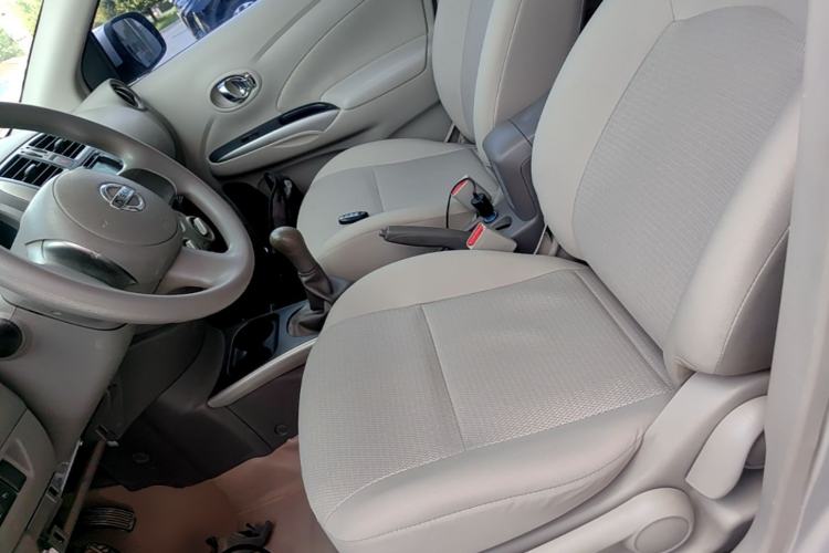 Used Nissan Sunny 2011 1.5XL Manual Deluxe Edition Left Front Seat