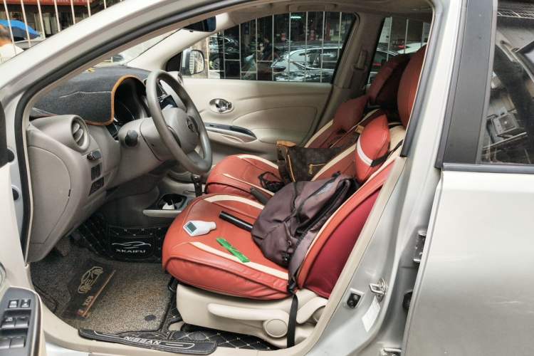 Used Nissan Sunny 2011 1.5XL CVT Luxury Edition Left Front Seat