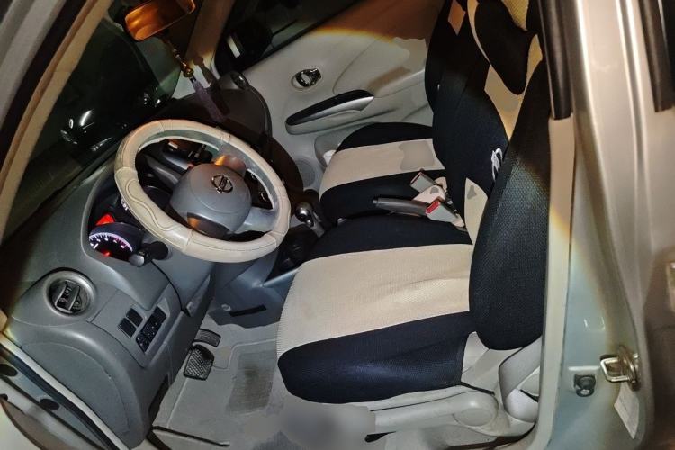 Used Nissan Sunny 2011 1.5XL CVT Luxury Edition Left Front Seat