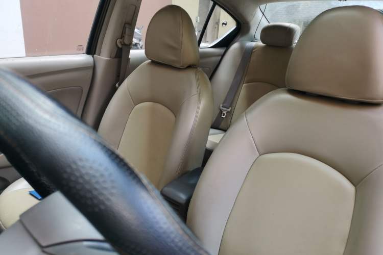 Used Nissan Sunny 2011 1.5XL CVT Luxury Edition Left Front Seat