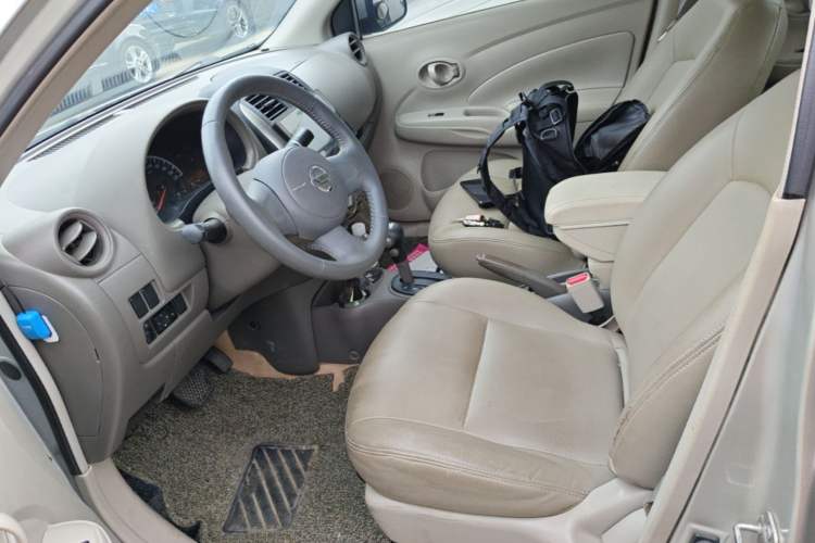 Used Nissan Sunny 2011 1.5XE CVT Comfort Edition Left Front Seat