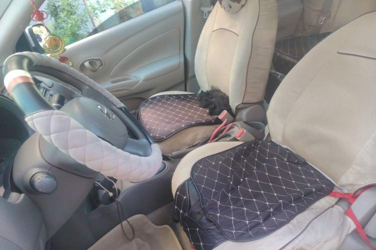 Used Nissan Sunny 2011 1.5XE CVT Comfort Edition Left Front Seat