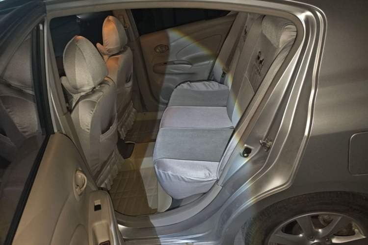 Used Nissan Sunny 2011 1.5XE CVT Comfort Edition Left Rear Seat