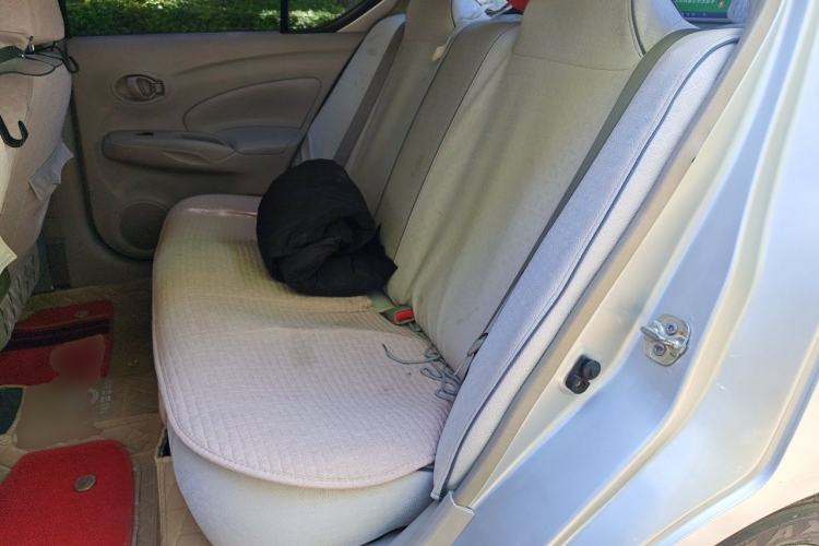 Used Nissan Sunny 2011 1.5XE Manual Comfort Edition Left Rear Seat