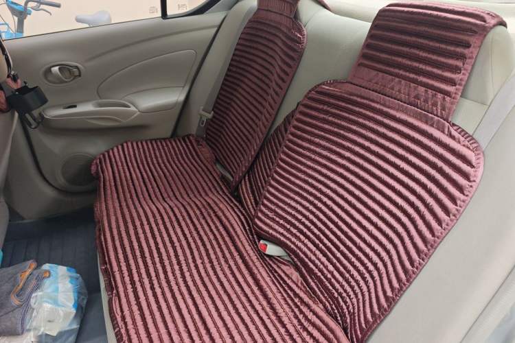 Used Nissan Sunny 2011 1.5XE CVT Comfort Edition Left Rear Seat