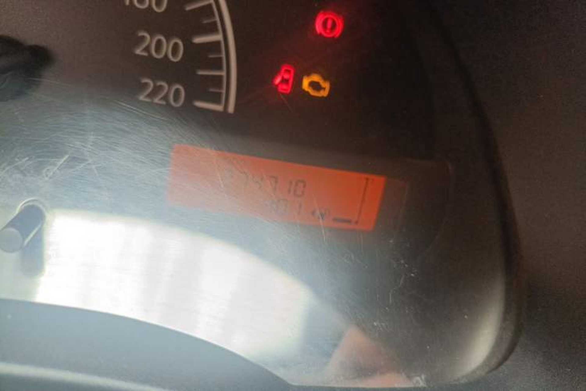 Used Nissan Sunny 2011 1.5XE Manual Comfort Edition Odometer Close Up
