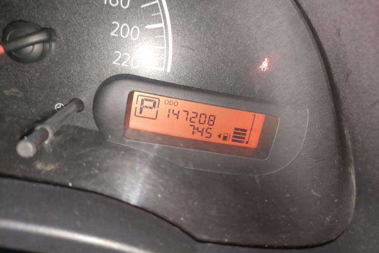 Used Nissan Sunny 2011 1.5XE CVT Comfort Edition Odometer Close Up