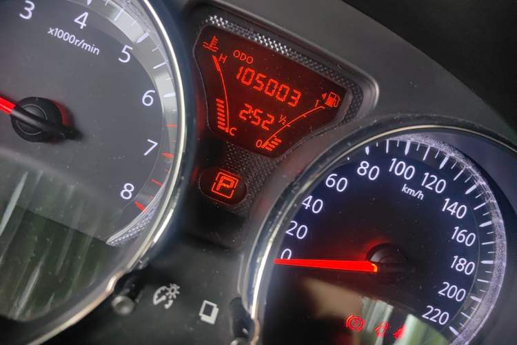 Used Nissan Sunny 2011 1.5XL CVT Luxury Edition Odometer Close Up