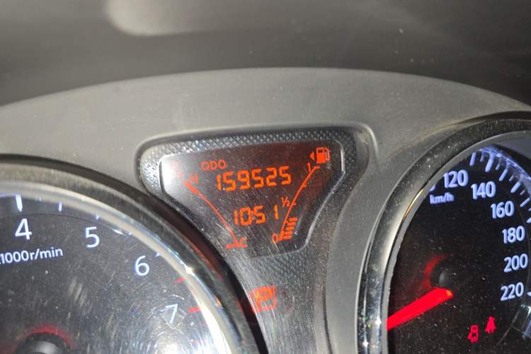 Used Nissan Sunny 2011 1.5XL CVT Luxury Edition Odometer Close Up