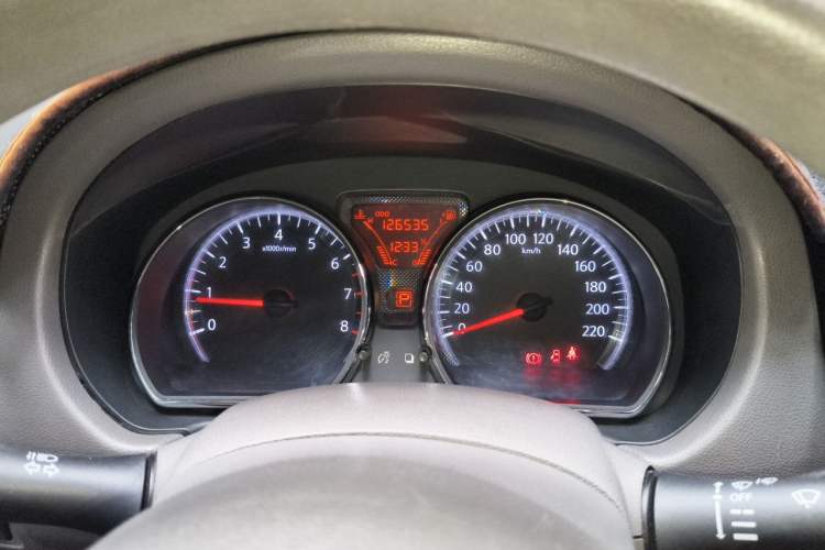 Used Nissan Sunny 2011 1.5XL CVT Luxury Edition Odometer Close Up