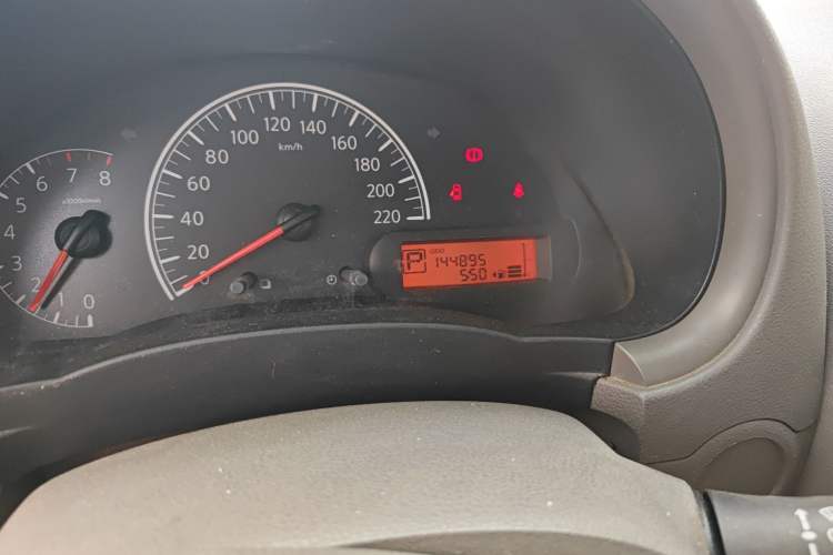 Used Nissan Sunny 2011 1.5XE CVT Comfort Edition Odometer Close Up