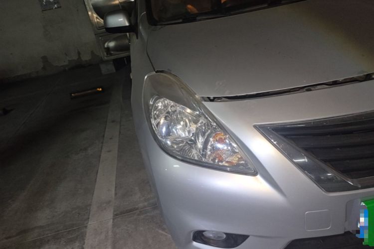 Used Nissan Sunny 2011 1.5XE CVT Comfort Edition Right Front Headlight