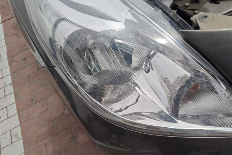 Used Nissan Sunny 2011 1.5XL CVT Luxury Edition Right Front Headlight