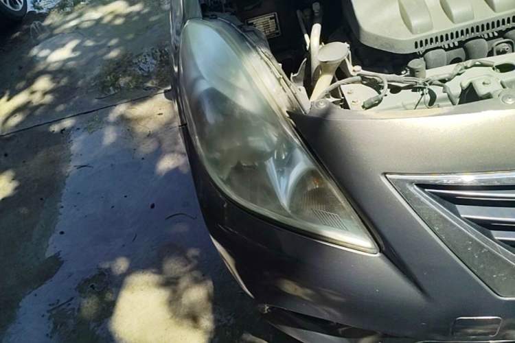 Used Nissan Sunny 2011 1.5XL Manual Deluxe Edition Right Front Headlight