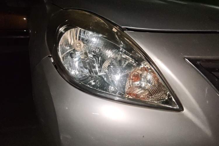 Used Nissan Sunny 2011 1.5XL CVT Luxury Edition Right Front Headlight