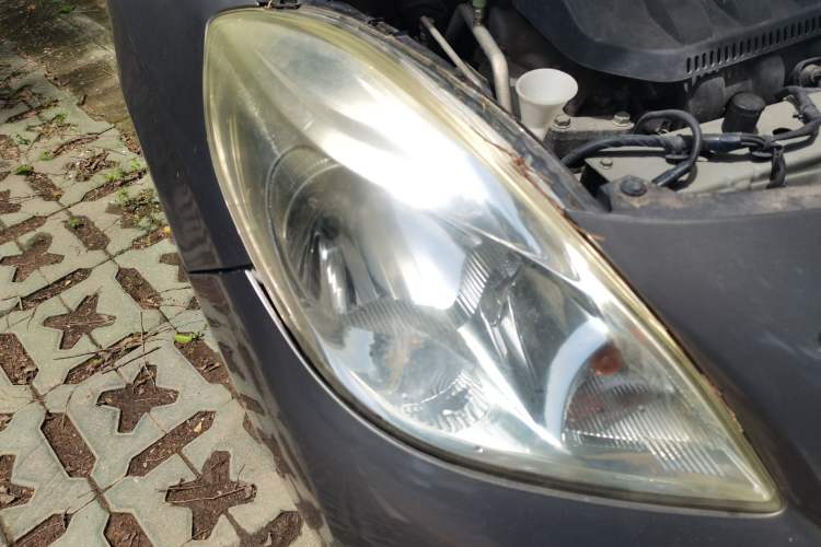Used Nissan Sunny 2011 1.5XL CVT Luxury Edition Right Front Headlight