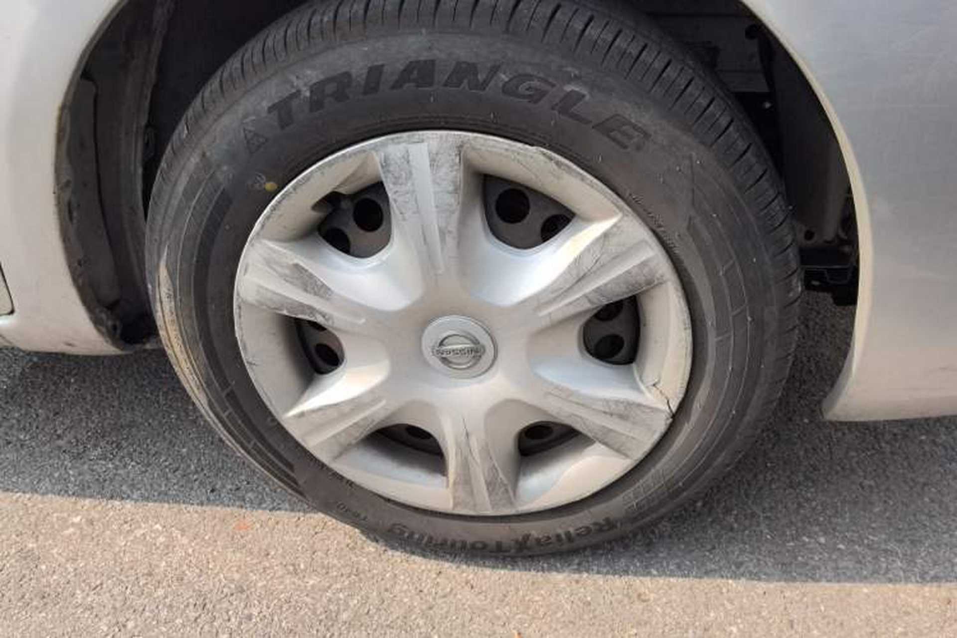 Used Nissan Sunny 2011 1.5XE CVT Comfort Edition Right Front Wheel Hub