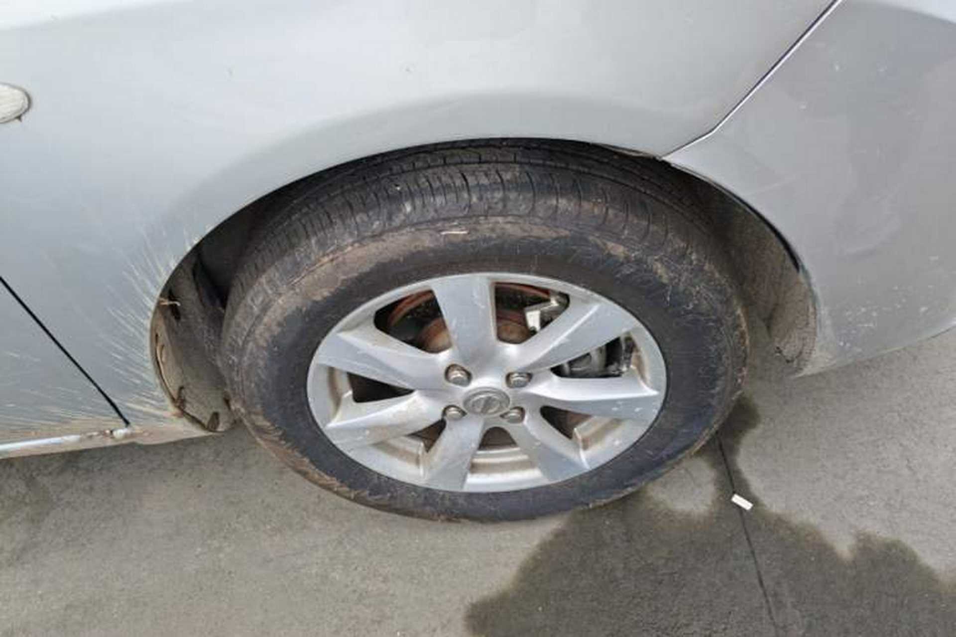 Used Nissan Sunny 2011 1.5XE CVT Comfort Edition Right Front Wheel Hub