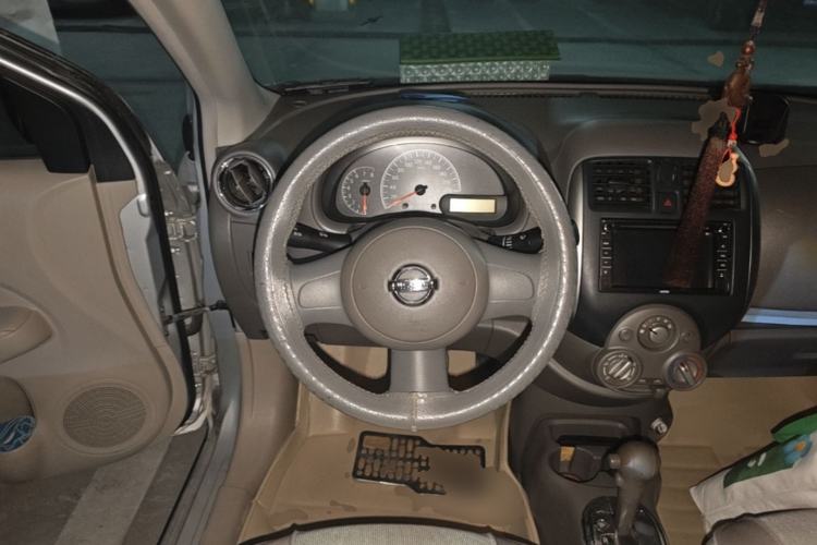 Used Nissan Sunny 2011 1.5XE CVT Comfort Edition Steering Wheel