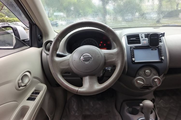 Used Nissan Sunny 2011 1.5XE CVT Comfort Edition Steering Wheel