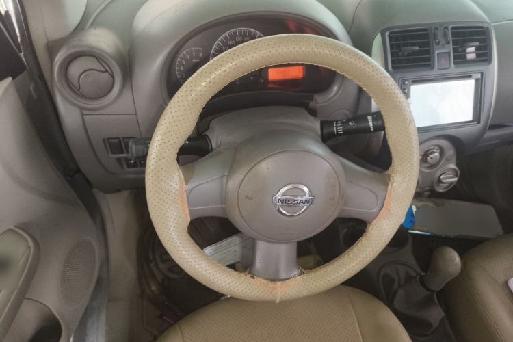 Used Nissan Sunny 2011 1.5XE Manual Comfort Edition Steering Wheel
