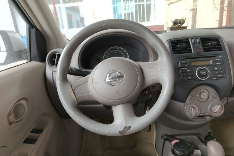 Used Nissan Sunny 2011 1.5XE Manual Comfort Edition Steering Wheel