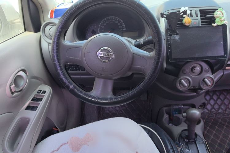 Used Nissan Sunny 2011 1.5XE CVT Comfort Edition Steering Wheel