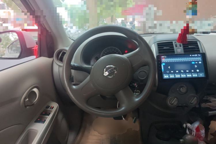 Used Nissan Sunny 2011 1.5XE CVT Comfort Edition Steering Wheel