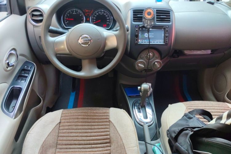 Used Nissan Sunny 2011 1.5XL CVT Luxury Edition Steering Wheel