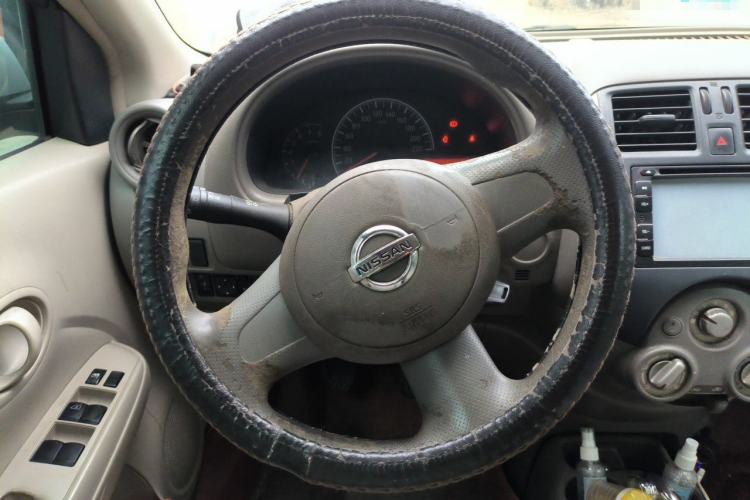 Used Nissan Sunny 2011 1.5XE Manual Comfort Edition Steering Wheel