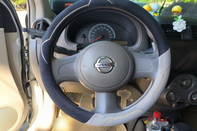 Used Nissan Sunny 2011 1.5XE CVT Comfort Edition Steering Wheel