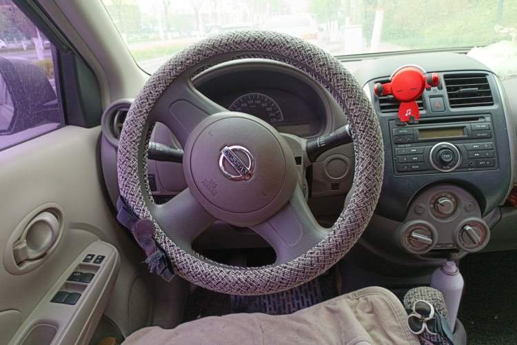 Used Nissan Sunny 2011 1.5XE Manual Comfort Edition Steering Wheel