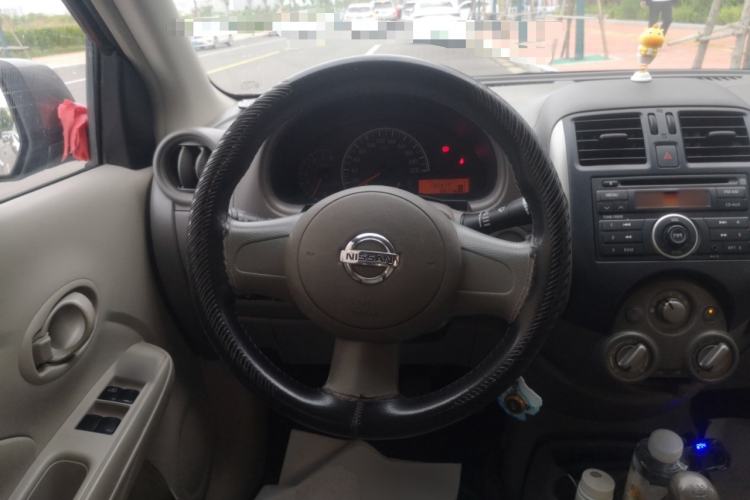 Used Nissan Sunny 2011 1.5XE Manual Comfort Edition Steering Wheel
