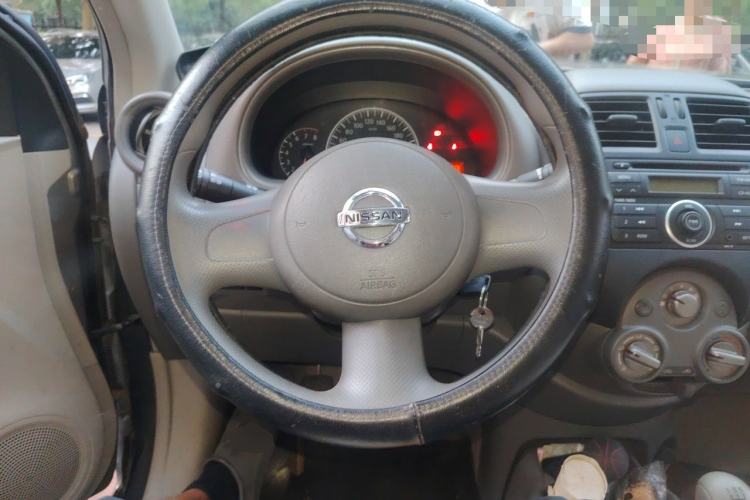 Used Nissan Sunny 2011 1.5XE Manual Comfort Edition Steering Wheel