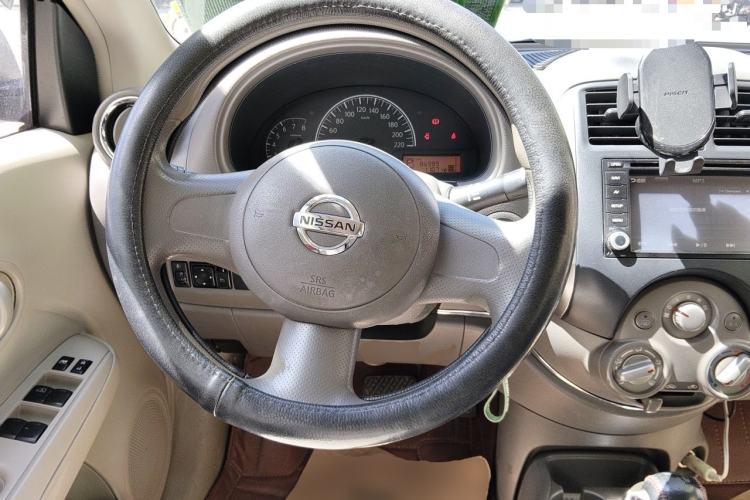 Used Nissan Sunny 2011 1.5XE CVT Comfort Edition Steering Wheel