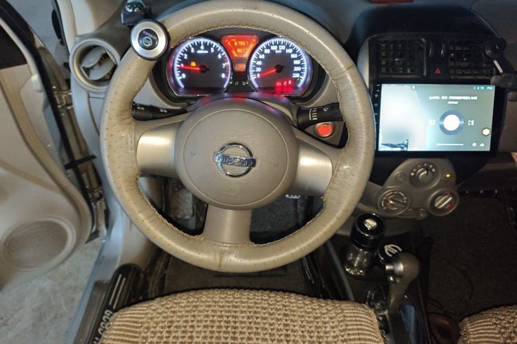 Used Nissan Sunny 2011 1.5XL CVT Luxury Edition Steering Wheel