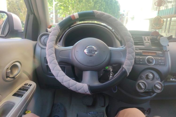 Used Nissan Sunny 2011 1.5XE CVT Comfort Edition Steering Wheel