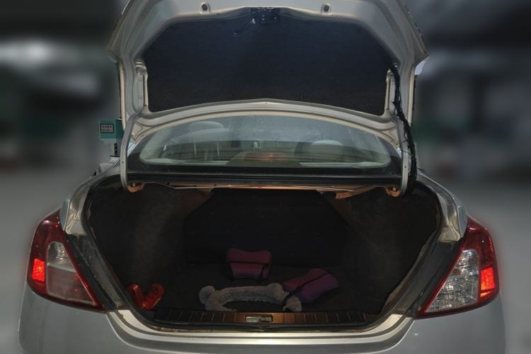 Used Nissan Sunny 2011 1.5XL Manual Deluxe Edition Trunk