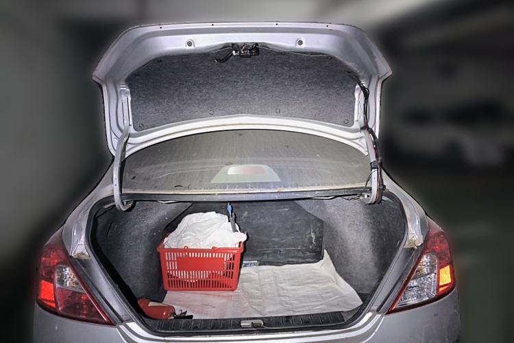 Used Nissan Sunny 2011 1.5XV Manual Luxury Edition Trunk