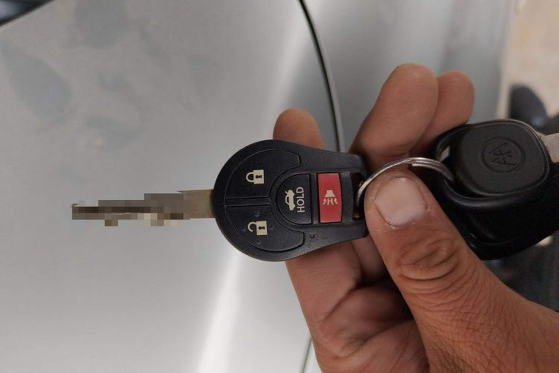 Used Nissan Sunny 2011 1.5XE Manual Comfort Edition Vehicle Key