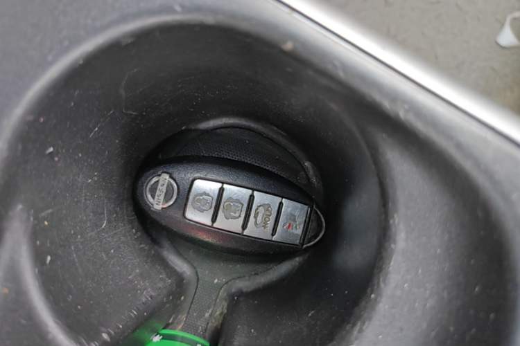Used Nissan Sunny 2011 1.5XL CVT Luxury Edition Vehicle Key
