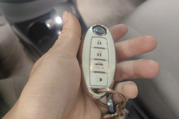 Used Nissan Sunny 2011 1.5XL CVT Luxury Edition Vehicle Key
