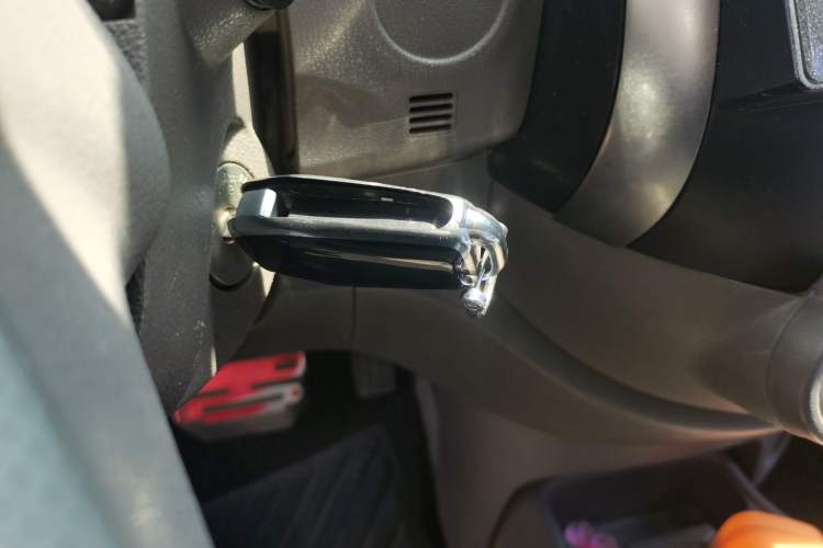 Used Nissan Sunny 2011 1.5XE CVT Comfort Edition Vehicle Key