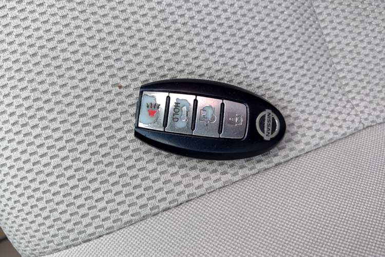Used Nissan Sunny 2011 1.5XL Manual Deluxe Edition Vehicle Key