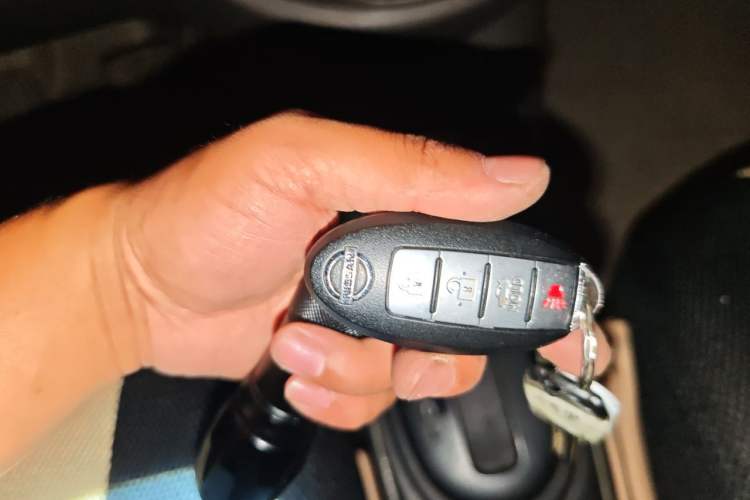 Used Nissan Sunny 2011 1.5XL CVT Luxury Edition Vehicle Key