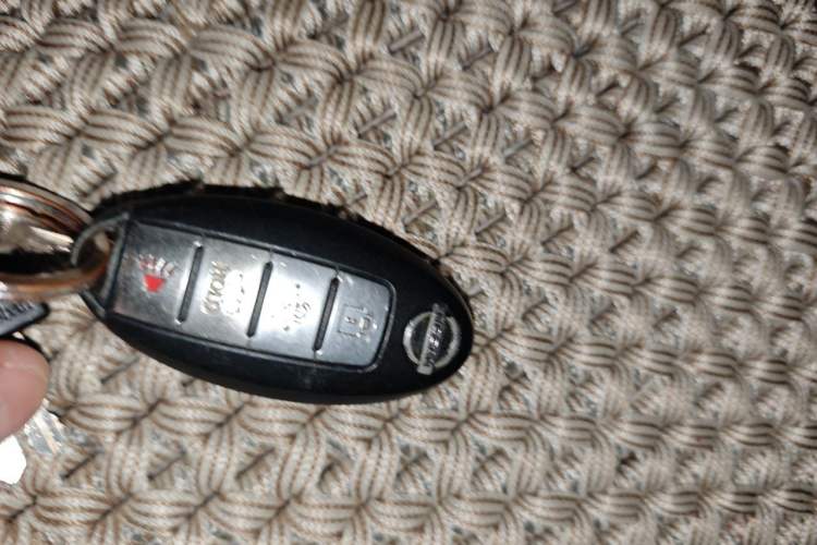 Used Nissan Sunny 2011 1.5XL CVT Luxury Edition Vehicle Key