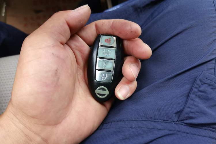 Used Nissan Sunny 2011 1.5XL CVT Luxury Edition Vehicle Key