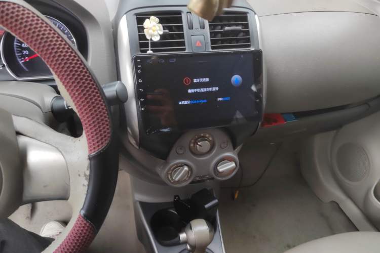 Used Nissan Sunny 2011 1.5XL CVT Luxury Edition Audio And AC Panel