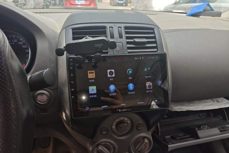 Used Nissan Sunny 2011 1.5XL Manual Deluxe Edition Audio And AC Panel